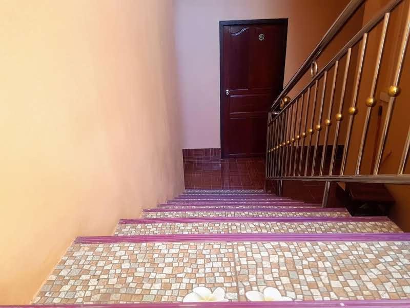 Soutchai Hostel And Tour Company Pakse Ngoại thất bức ảnh